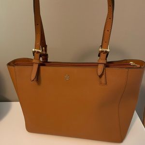 Tory Burch Camel Tote!